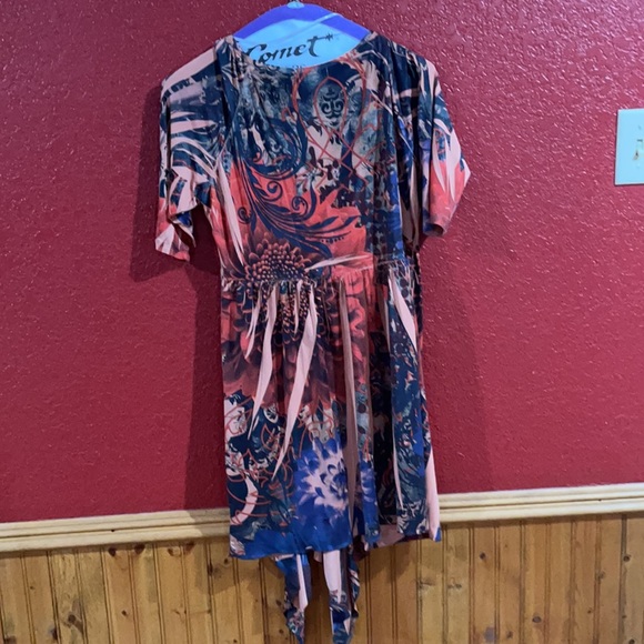 One world medium - Picture 2 of 2